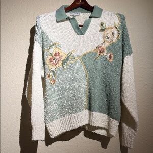 Embroidered Mint & Cream V-Neck Collared Sweater